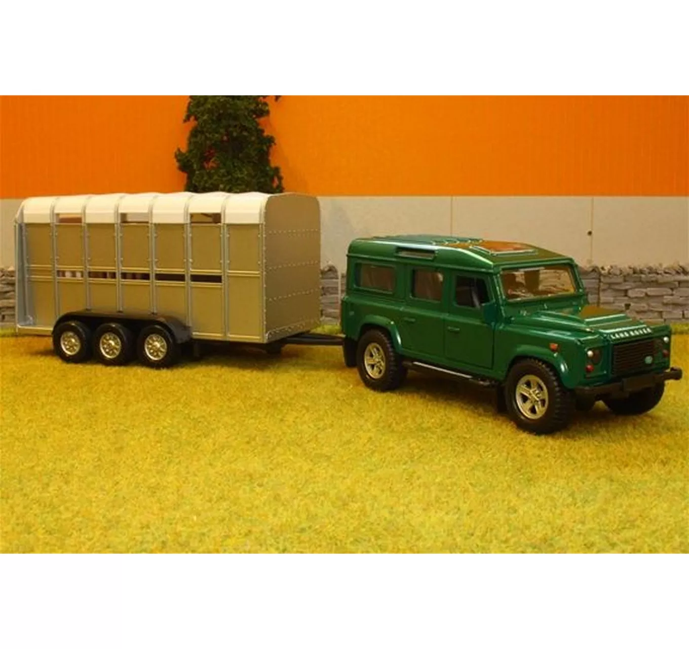 Landrover & Cattle Trailer